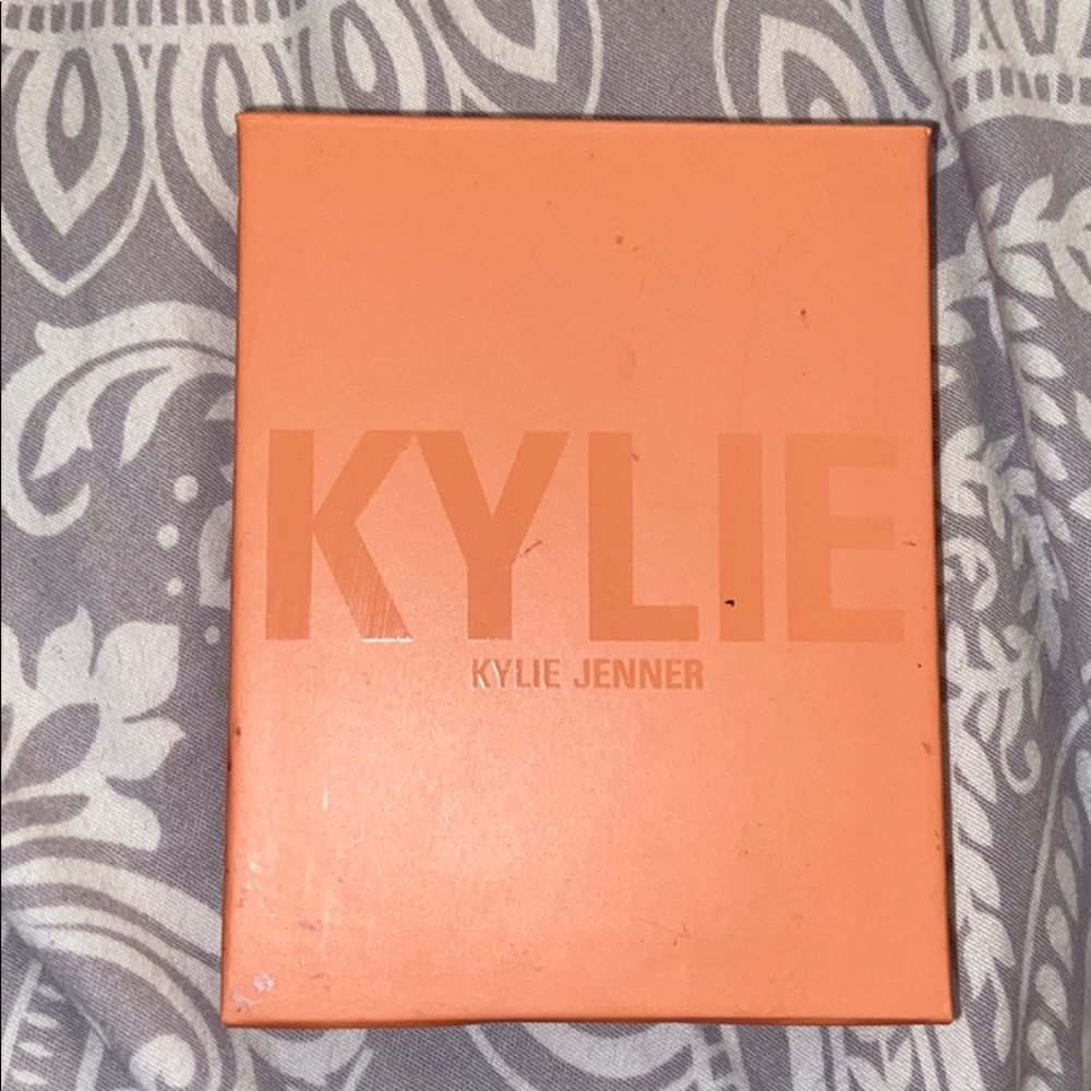 Kylie Jenner Pressed Blush Powder